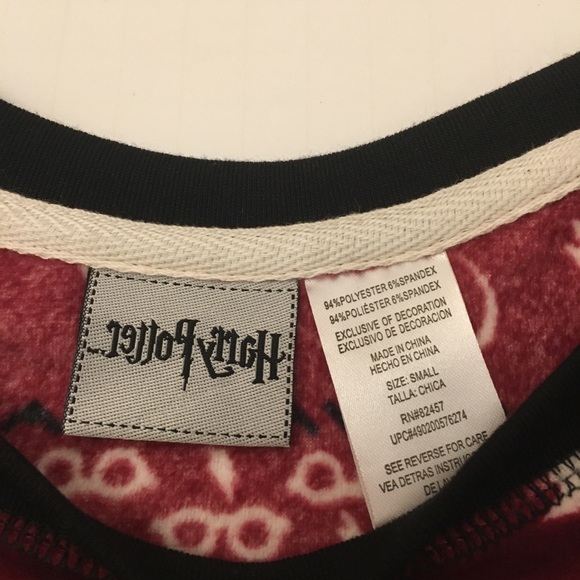 Harry Potter Velour Type Blouse; SZ Small - Picture 3 of 4